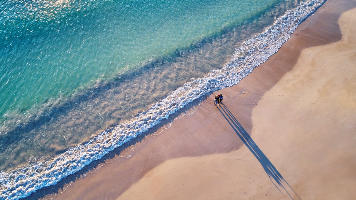 Stunning coastal views over Town Beach in Geraldton, Western Australia.