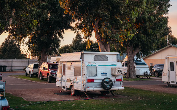 Camping site options for tents and caravans in Esperance, WA.
